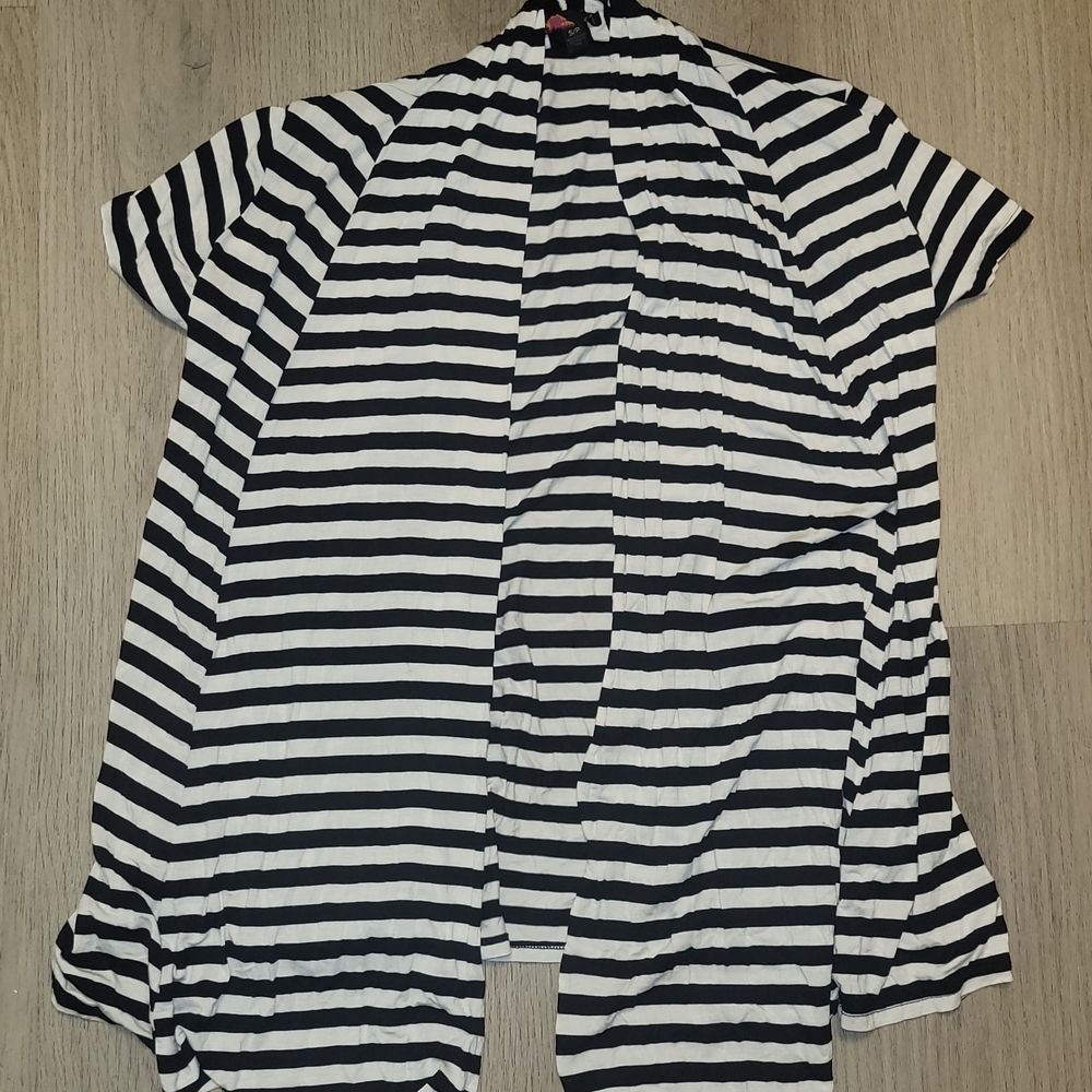 Women's Open Drape Front Jacket Short Sleeve Black White Striped Size SP